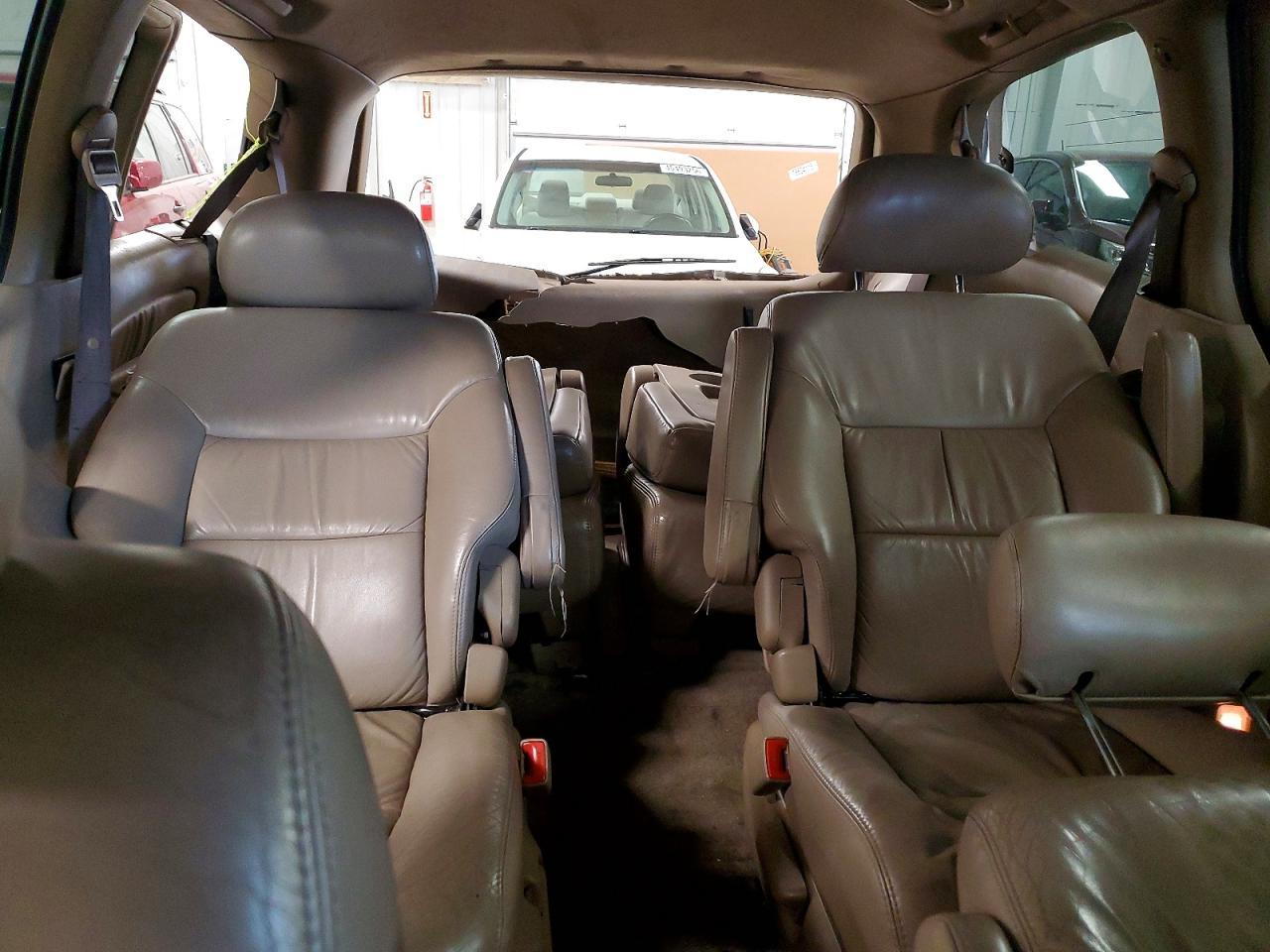 2003 TOYOTA SIENNA