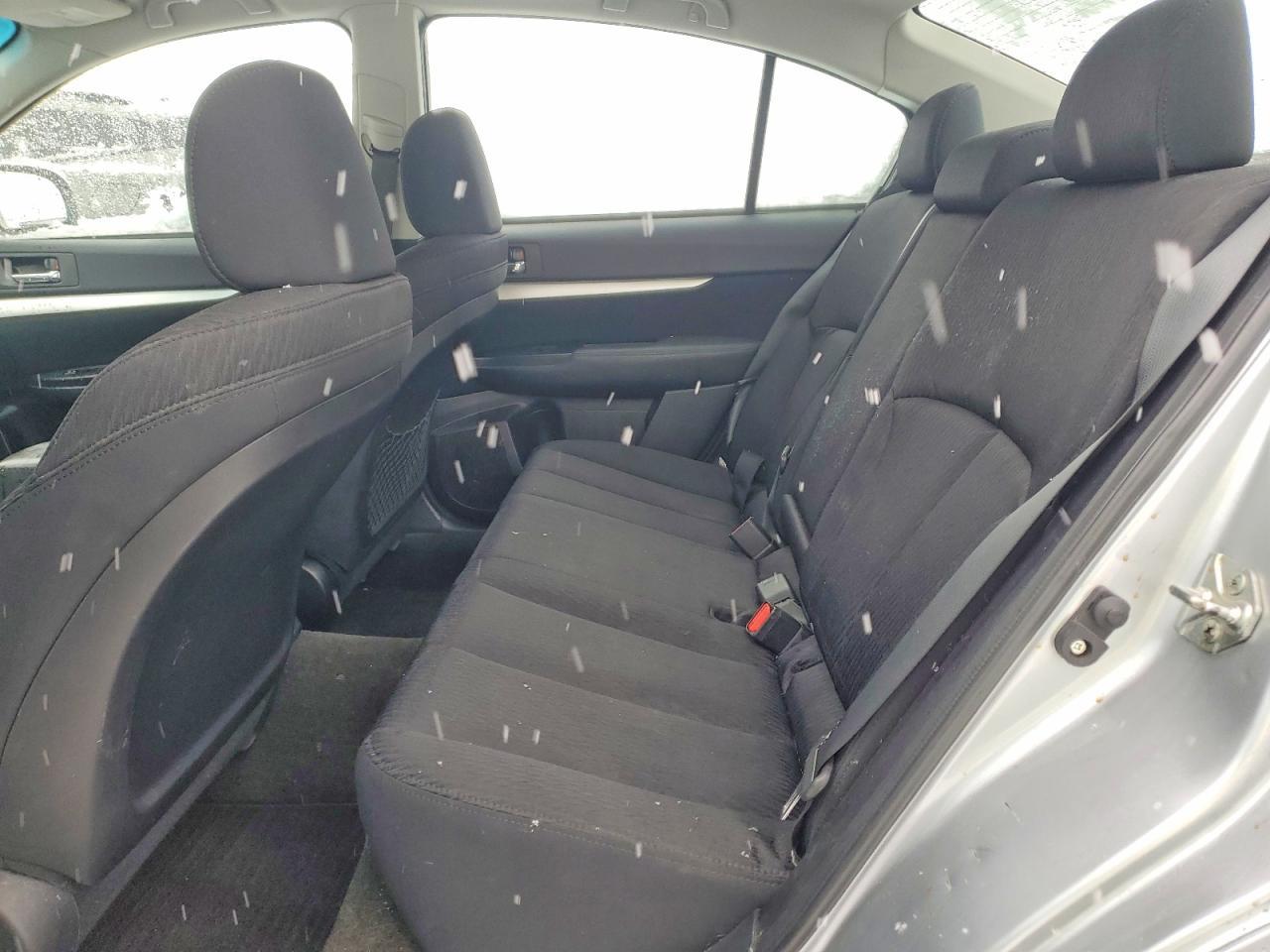 2012 SUBARU Legacy