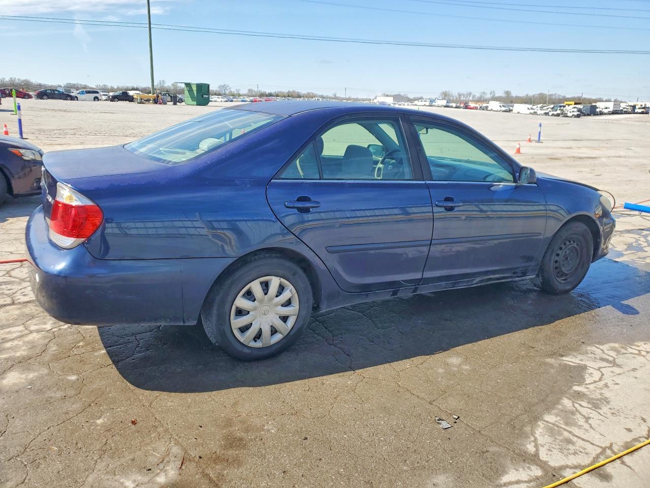2005 TOYOTA CAMRY
