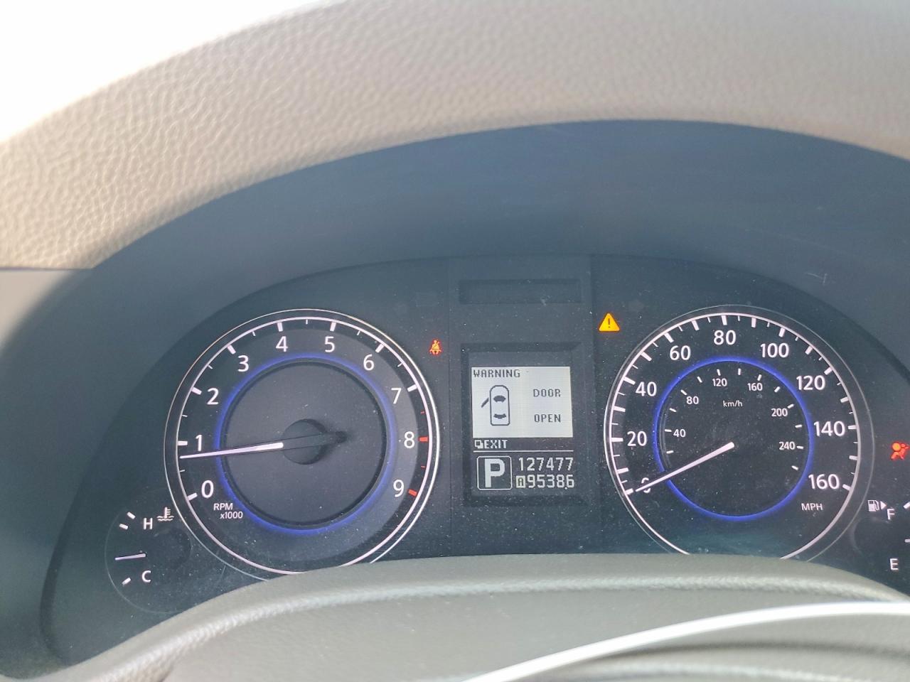 2013 INFINITI G37