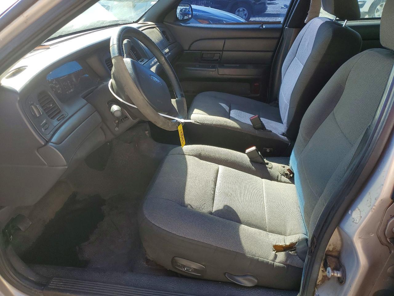 2008 FORD Crown Victoria