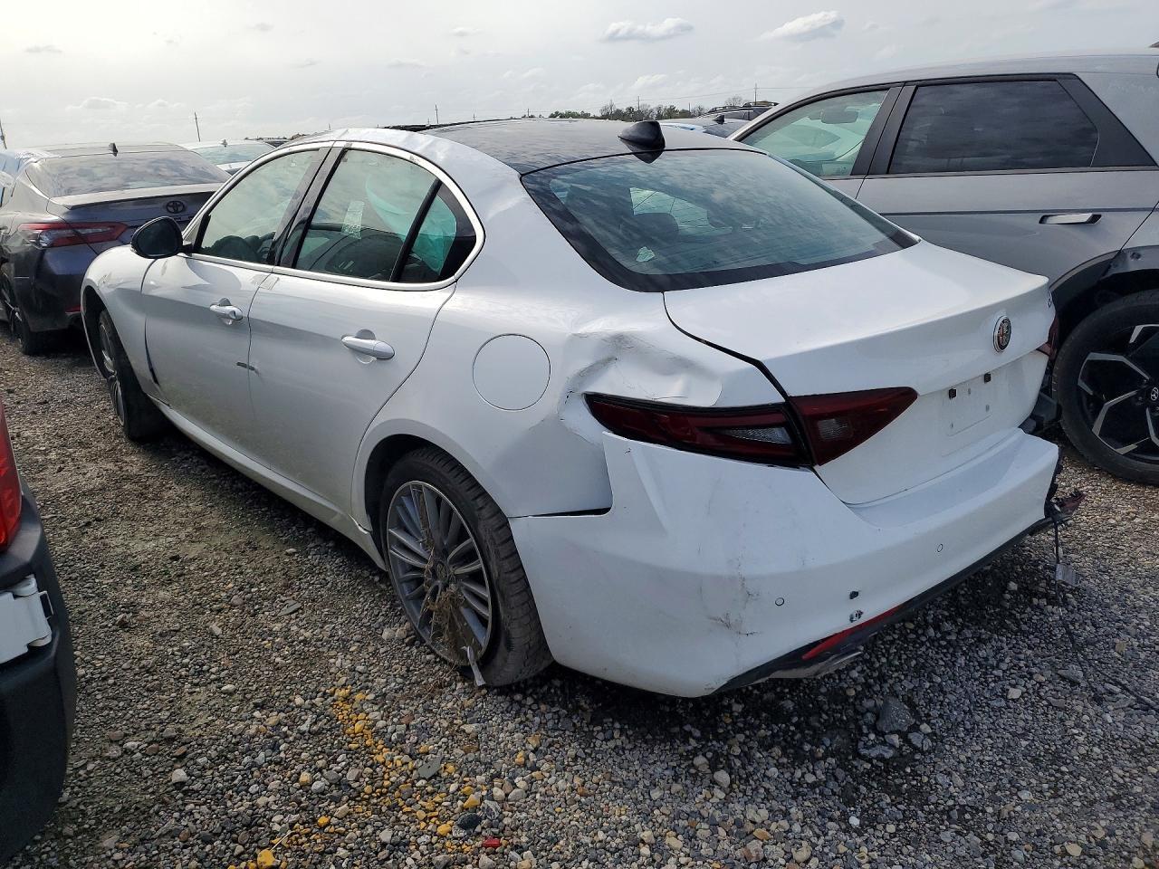 2017 ALFA ROMEO Giulia