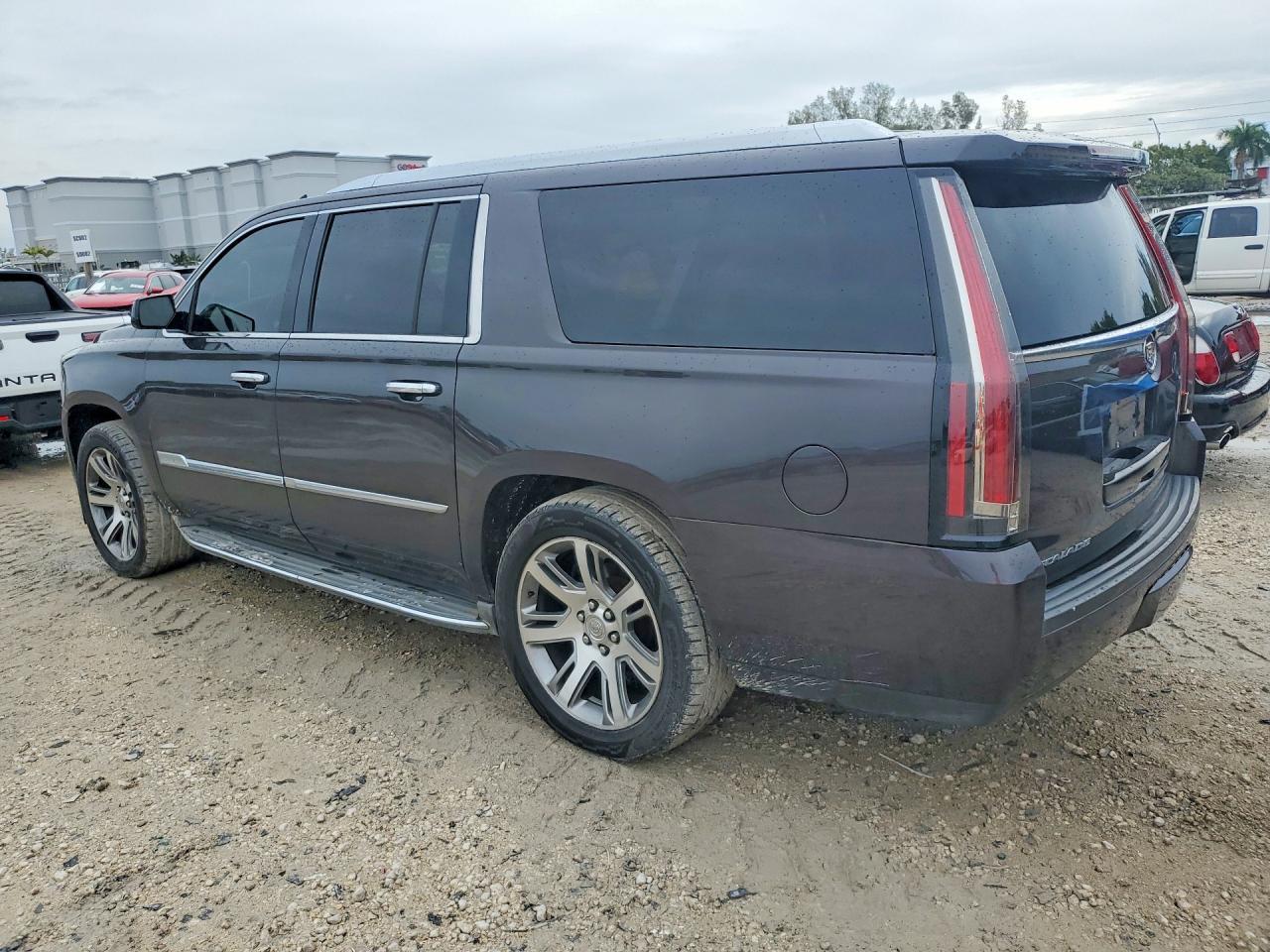 2015 CADILLAC Escalade ESV