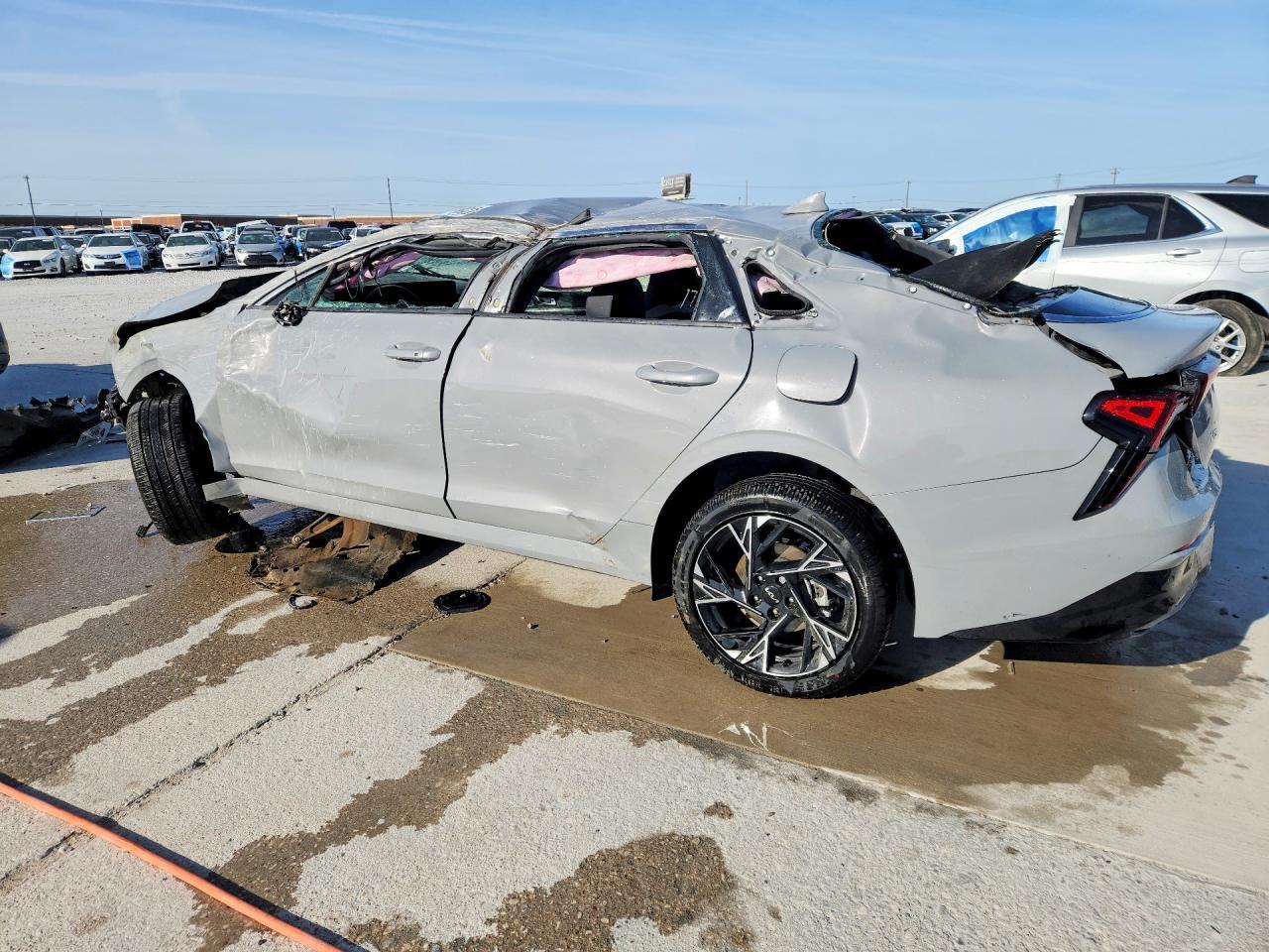 2025 KIA K5