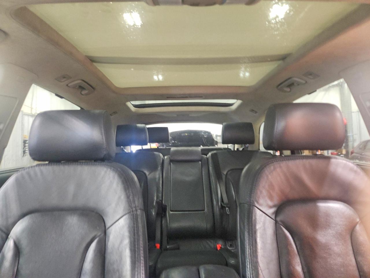 2010 AUDI Q7