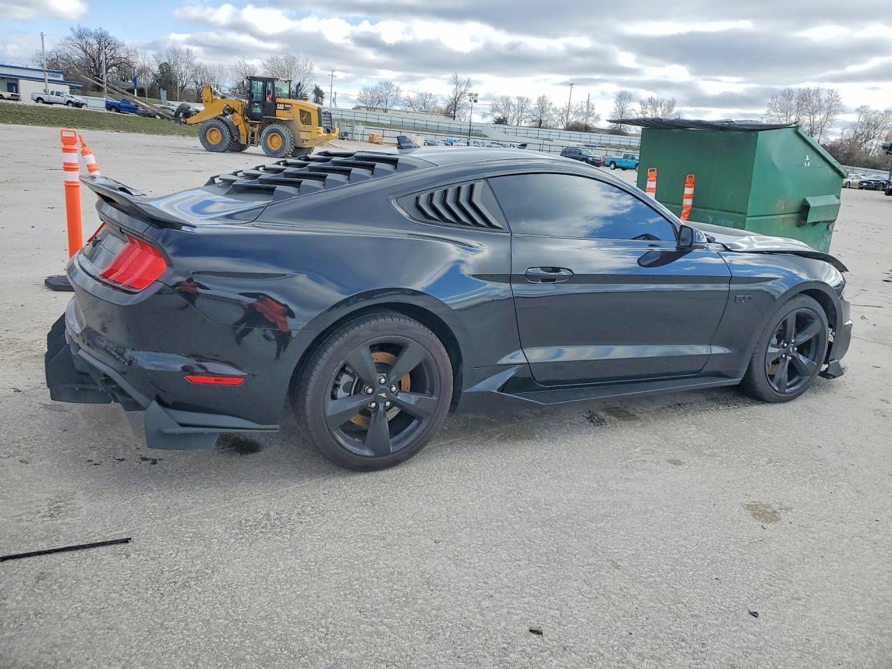 2022 FORD MUSTANG
