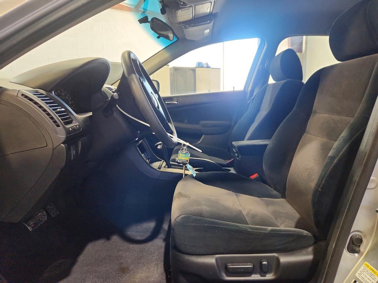 2004 HONDA ACCORD