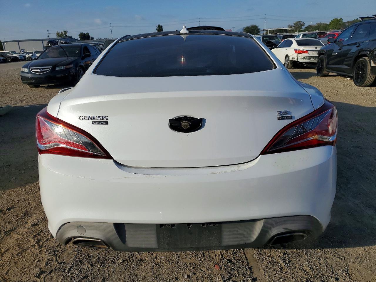 2014 HYUNDAI GENESIS