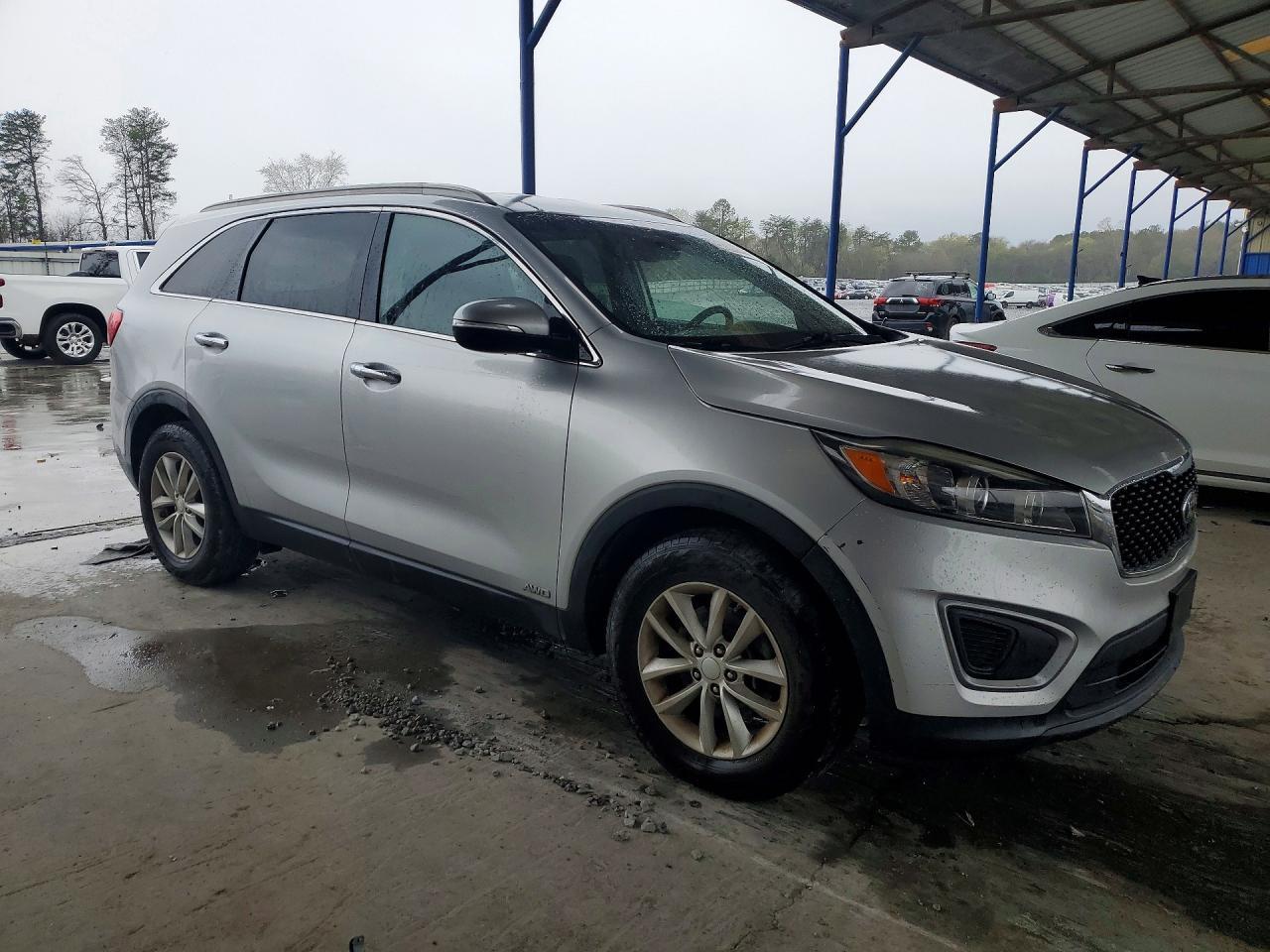 2016 KIA SORENTO