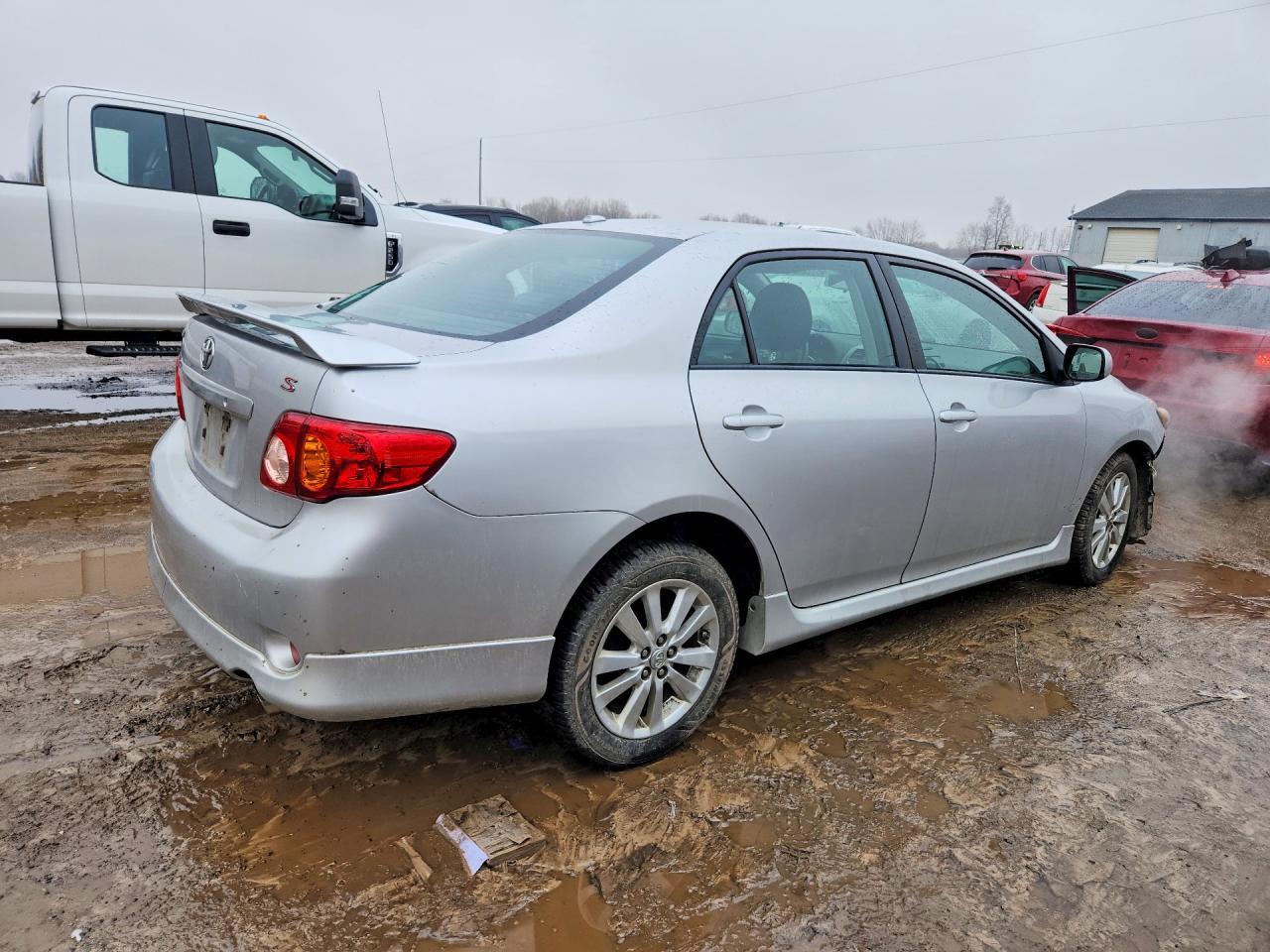 2010 TOYOTA COROLLA