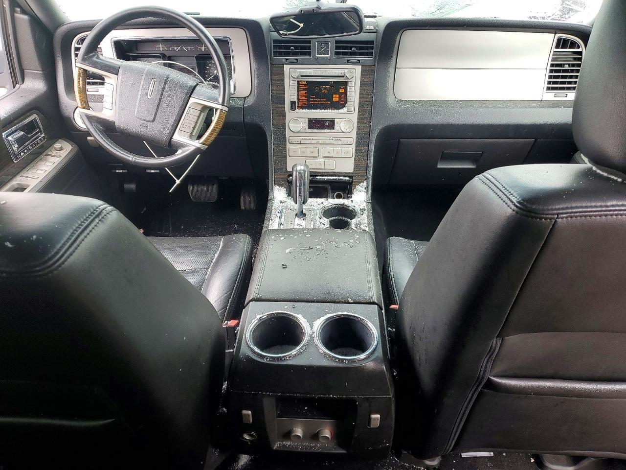 2010 LINCOLN Navigator