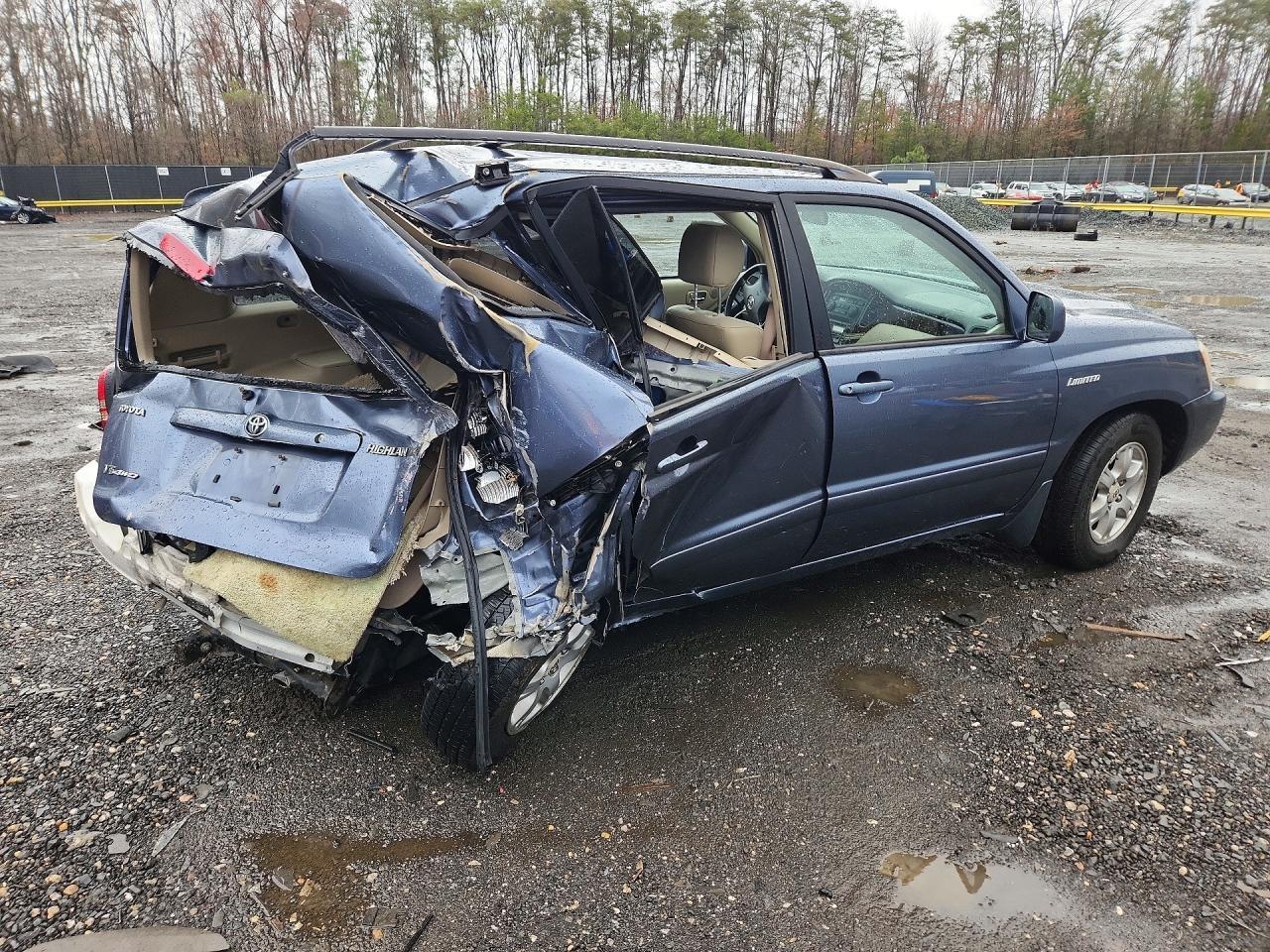 2001 TOYOTA HIGHLANDER
