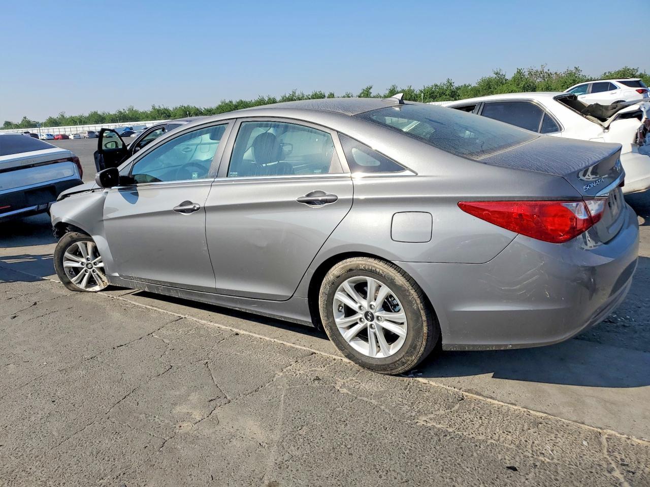 2013 HYUNDAI SONATA