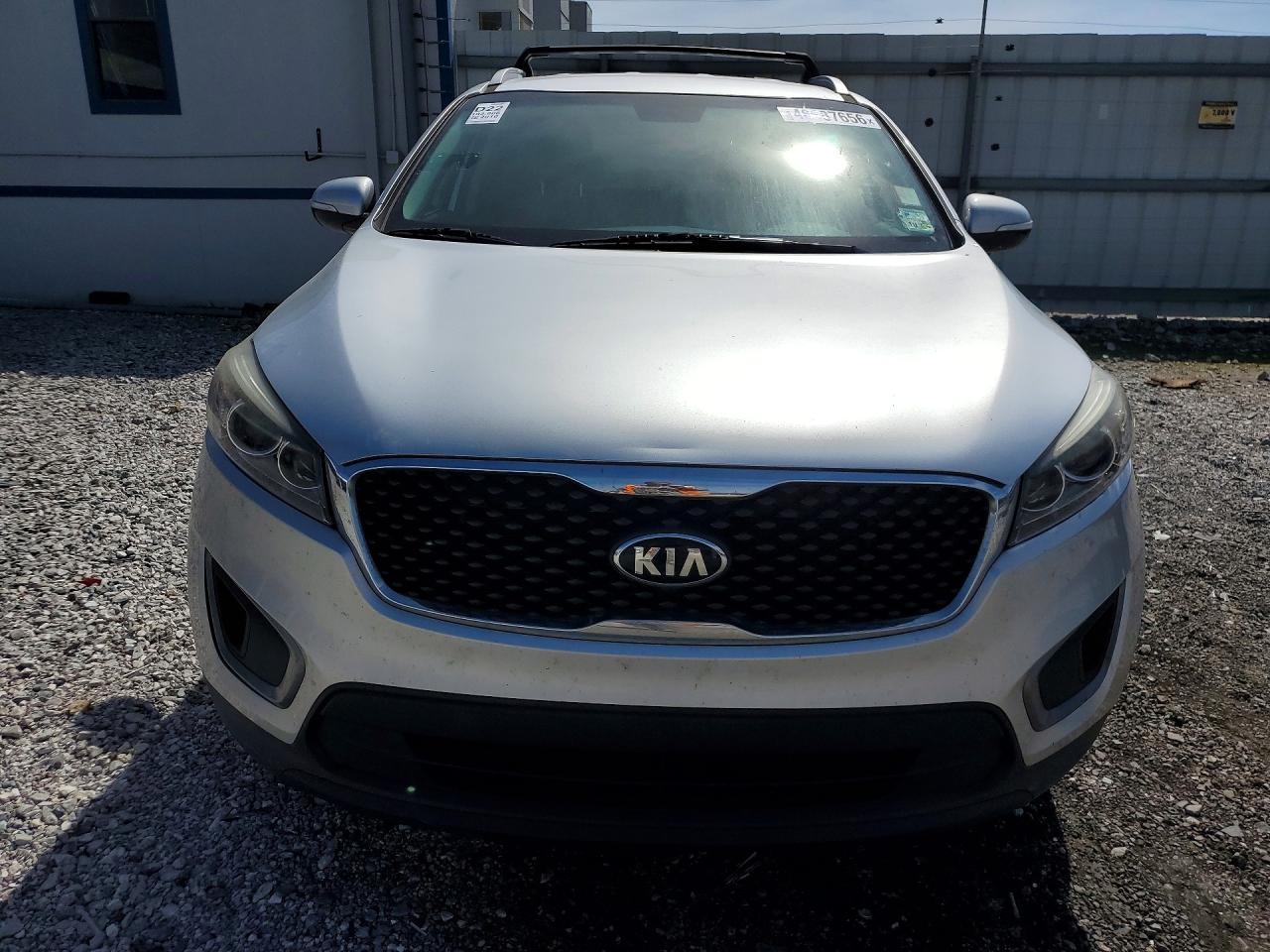 2016 KIA SORENTO