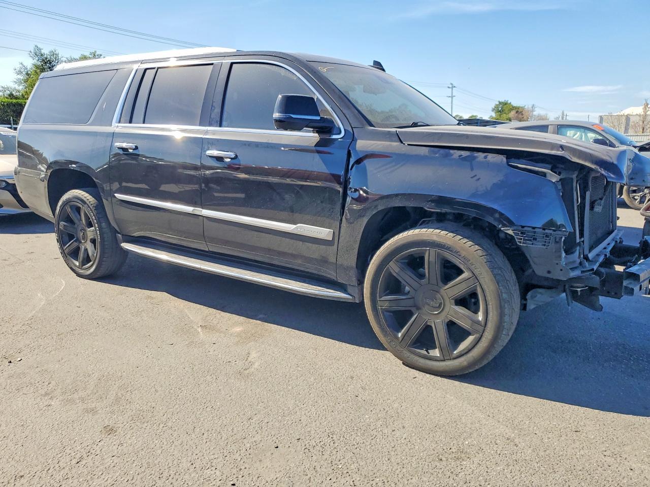 2019 CADILLAC Escalade ESV
