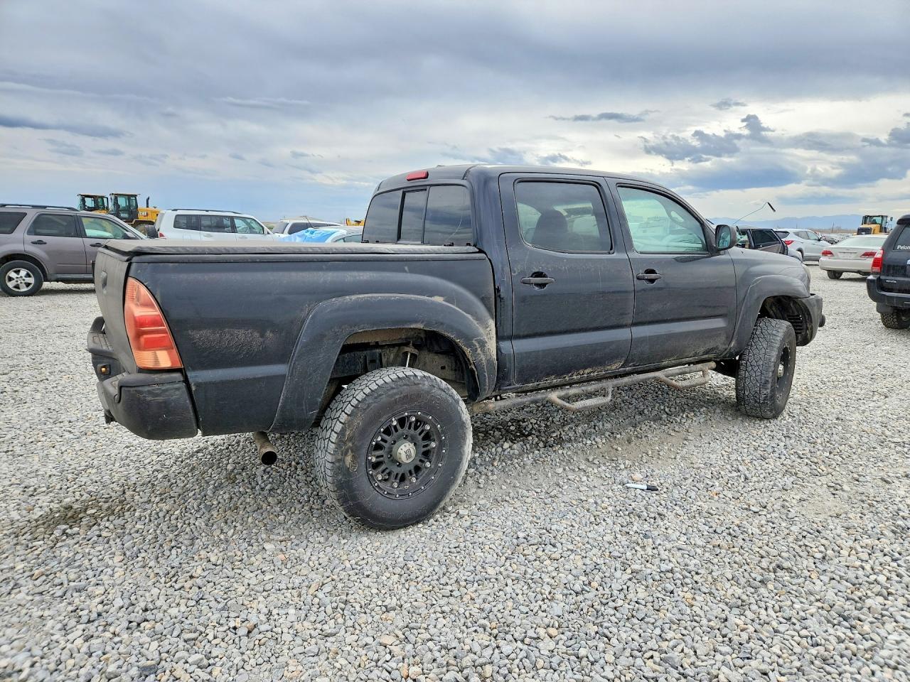2011 TOYOTA TACOMA