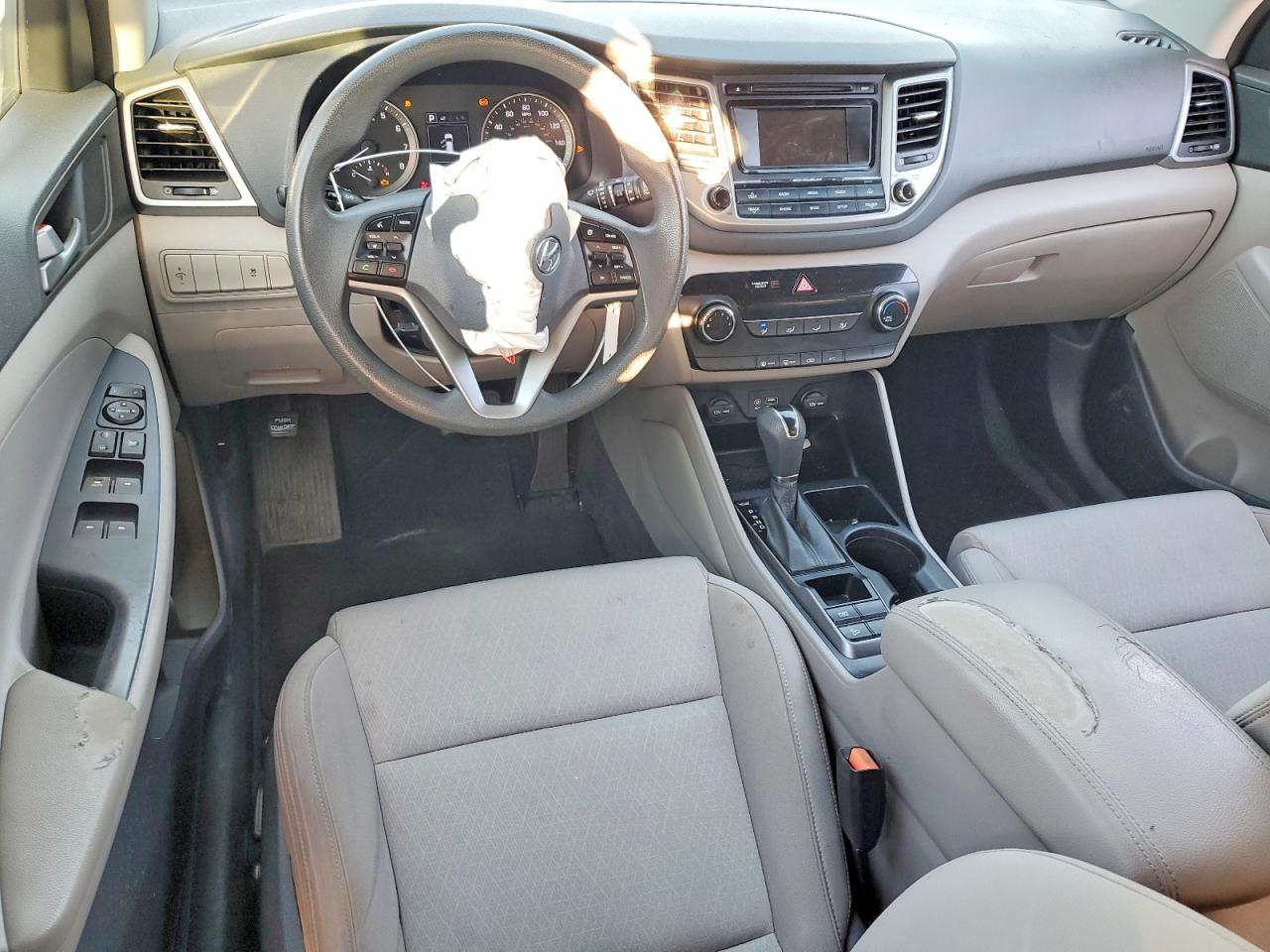 2016 HYUNDAI TUCSON