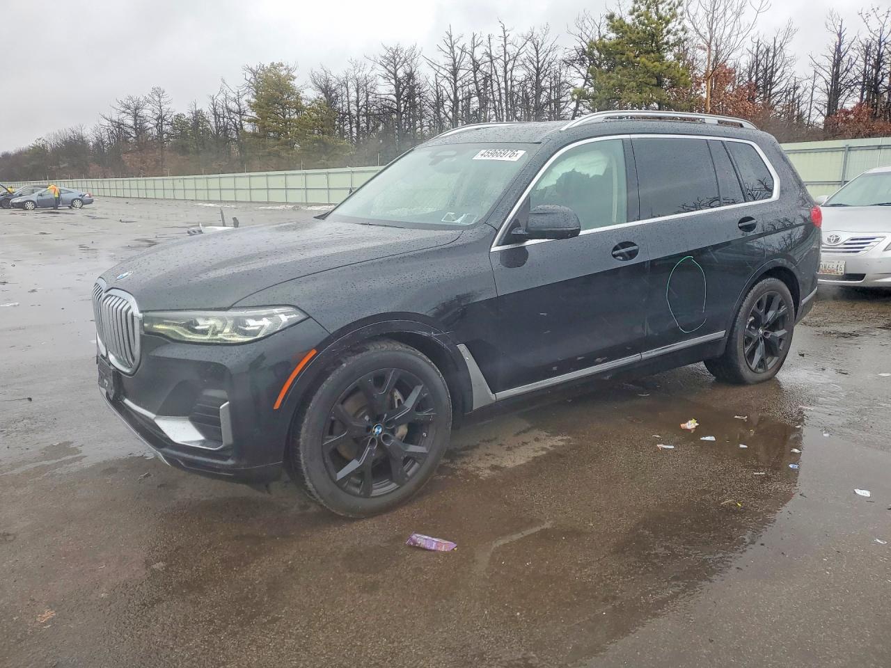 2022 BMW X7