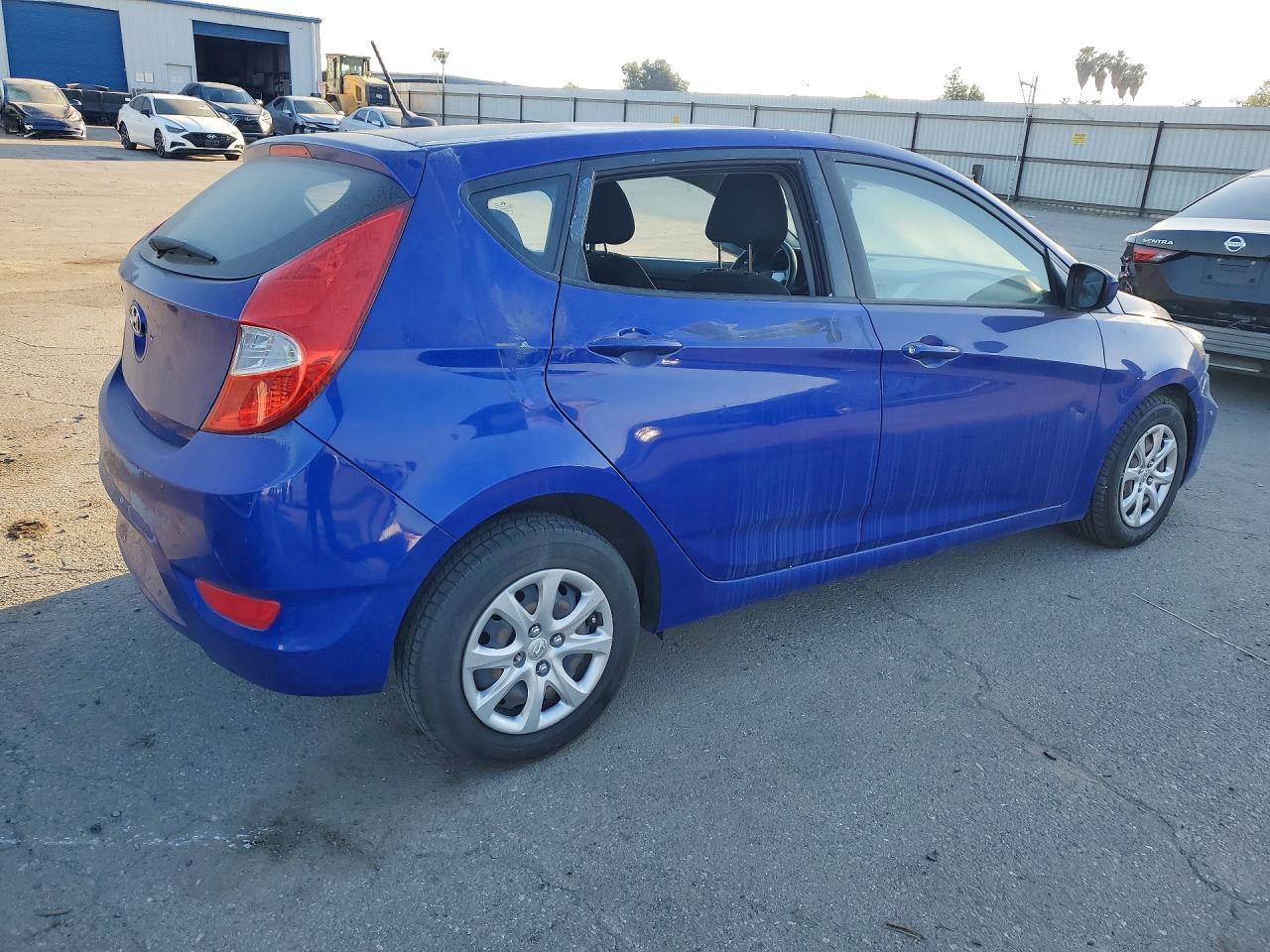 2013 HYUNDAI ACCENT