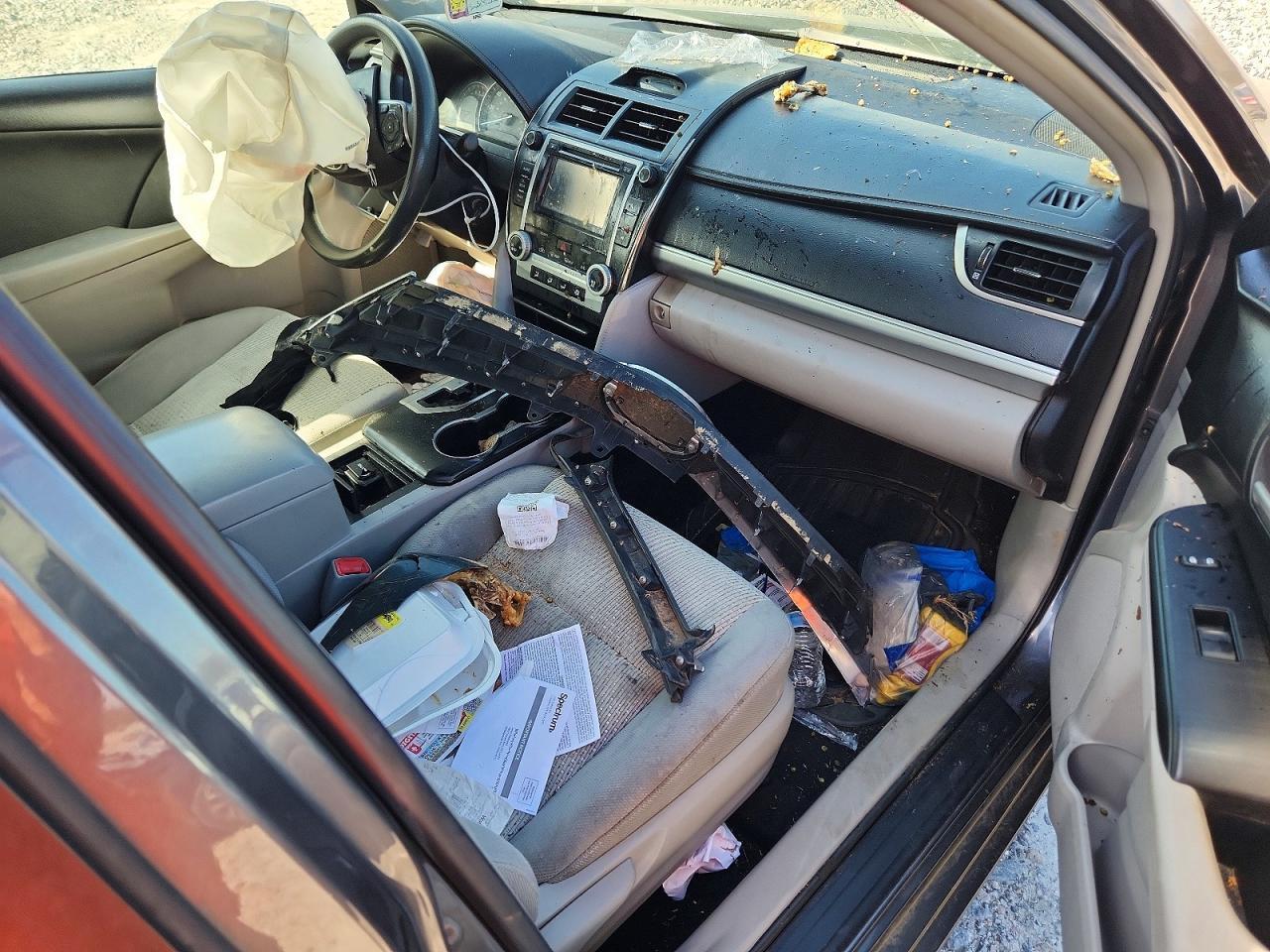 2014 TOYOTA CAMRY