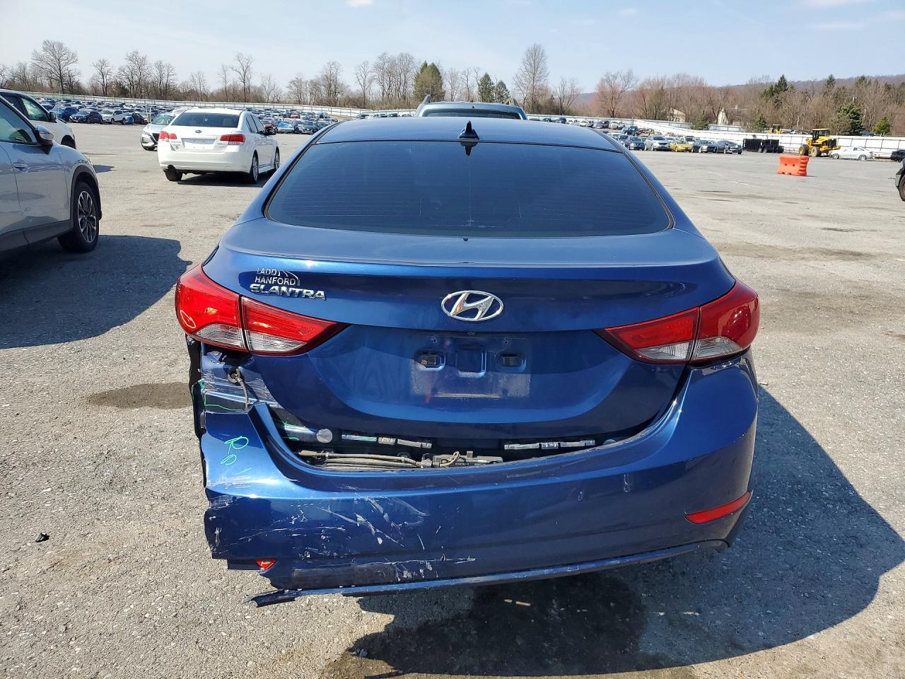 2016 HYUNDAI ELANTRA