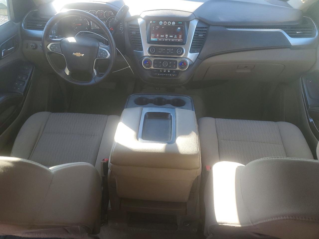 2016 CHEVROLET Suburban