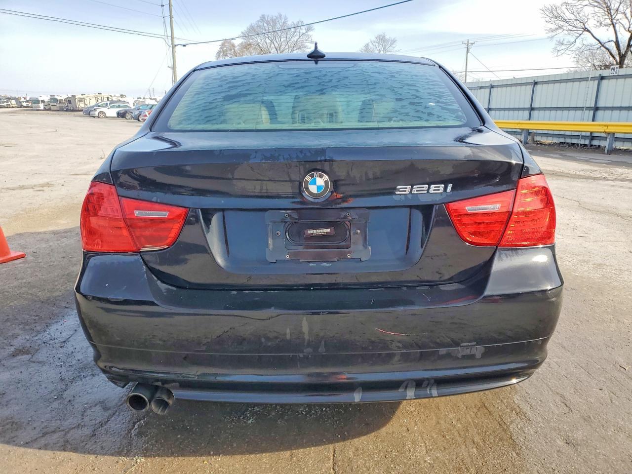 2011 BMW 3 SERIES