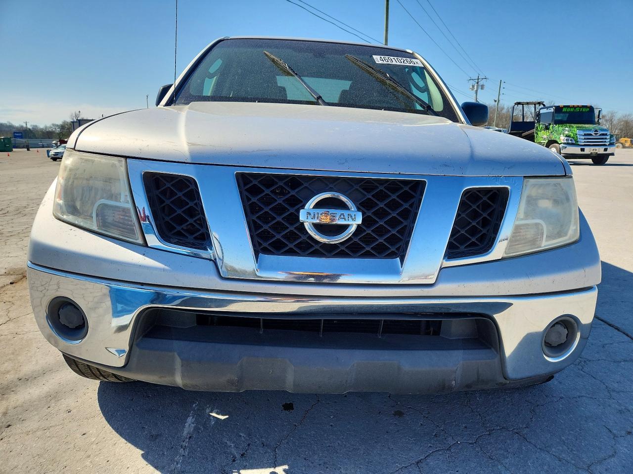 2011 NISSAN Frontier