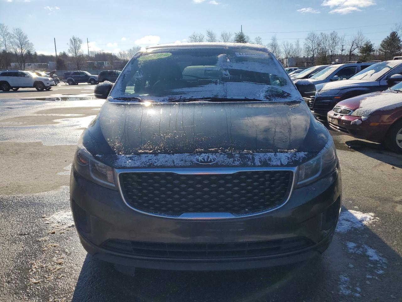 2015 KIA SEDONA