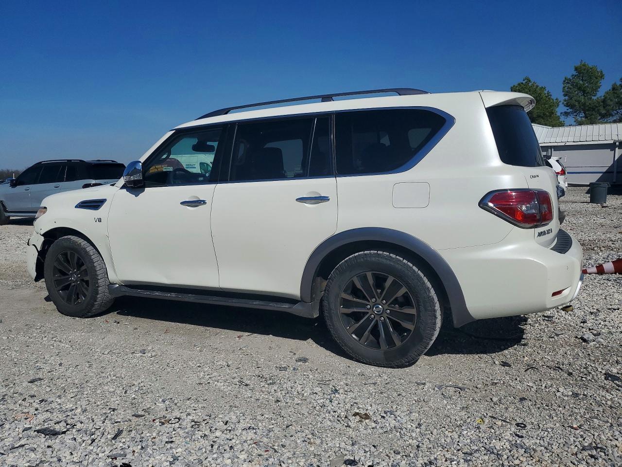 2017 NISSAN Armada