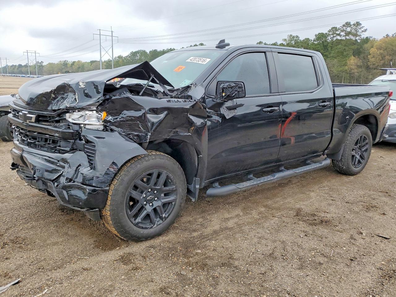 2024 CHEVROLET Silverado