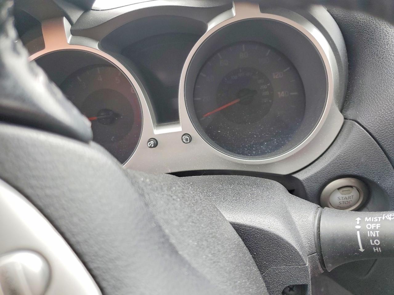 2015 NISSAN Juke
