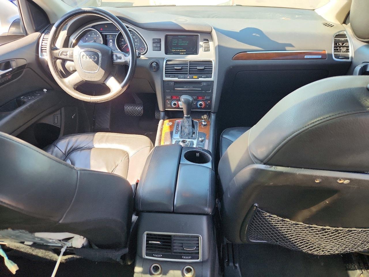 2010 AUDI Q7