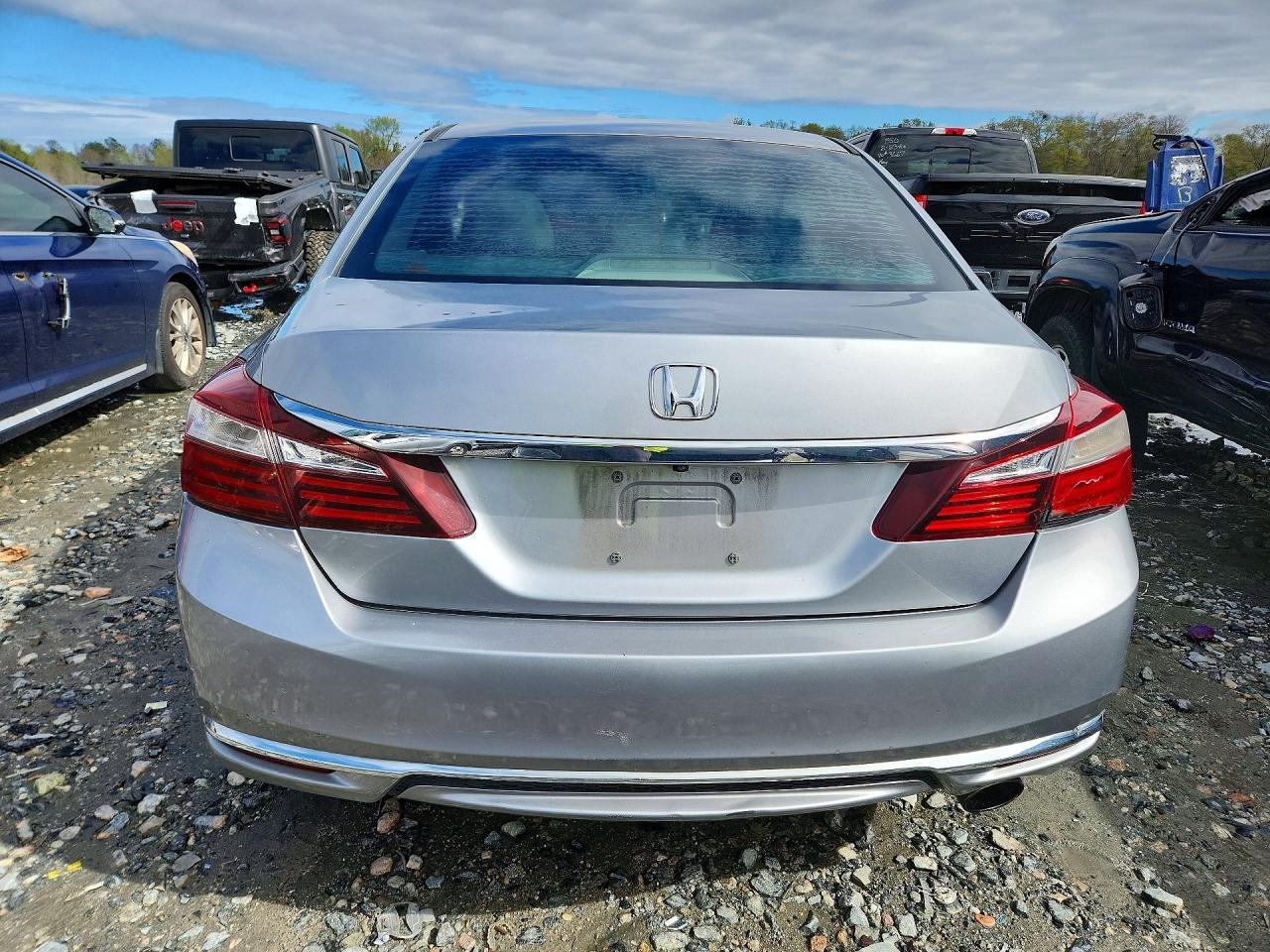2017 HONDA ACCORD