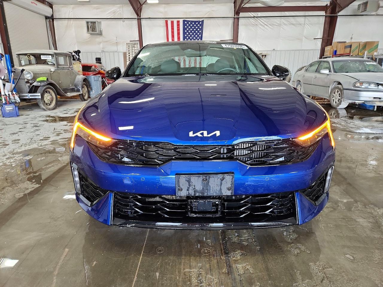 2025 KIA K5