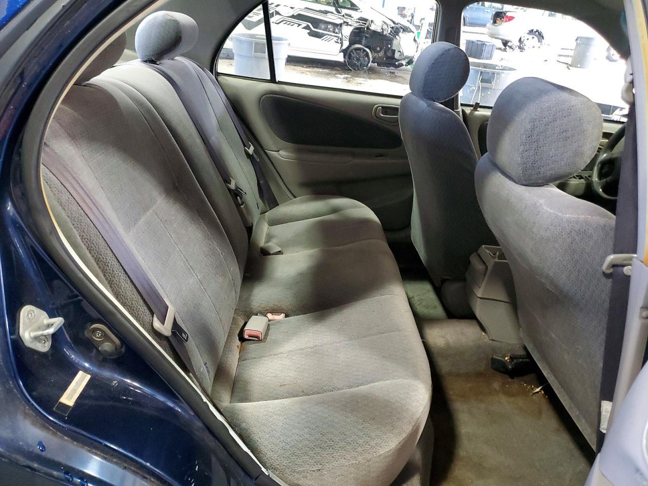2002 TOYOTA COROLLA