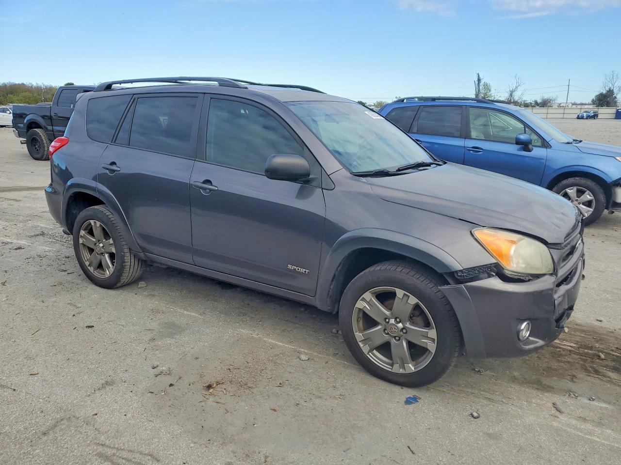 2011 TOYOTA RAV4