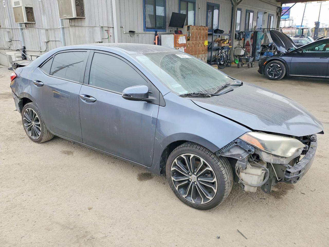 2016 TOYOTA COROLLA