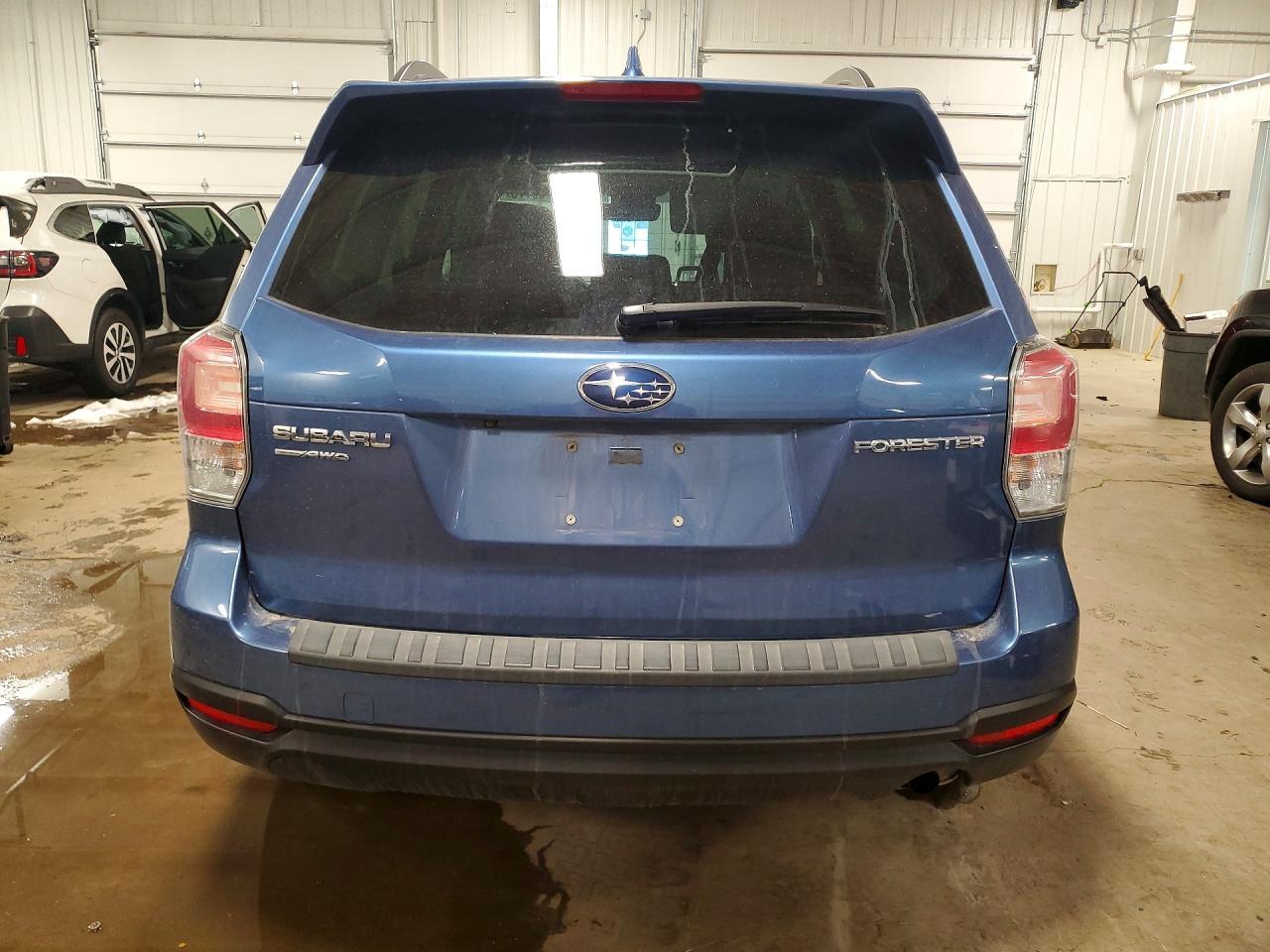 2018 SUBARU FORESTER