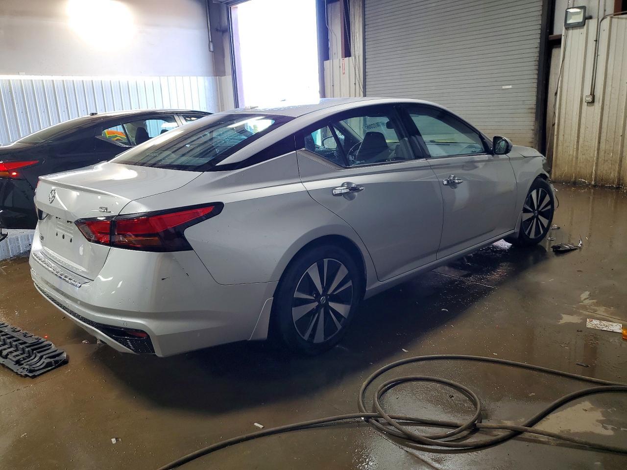 2019 NISSAN ALTIMA