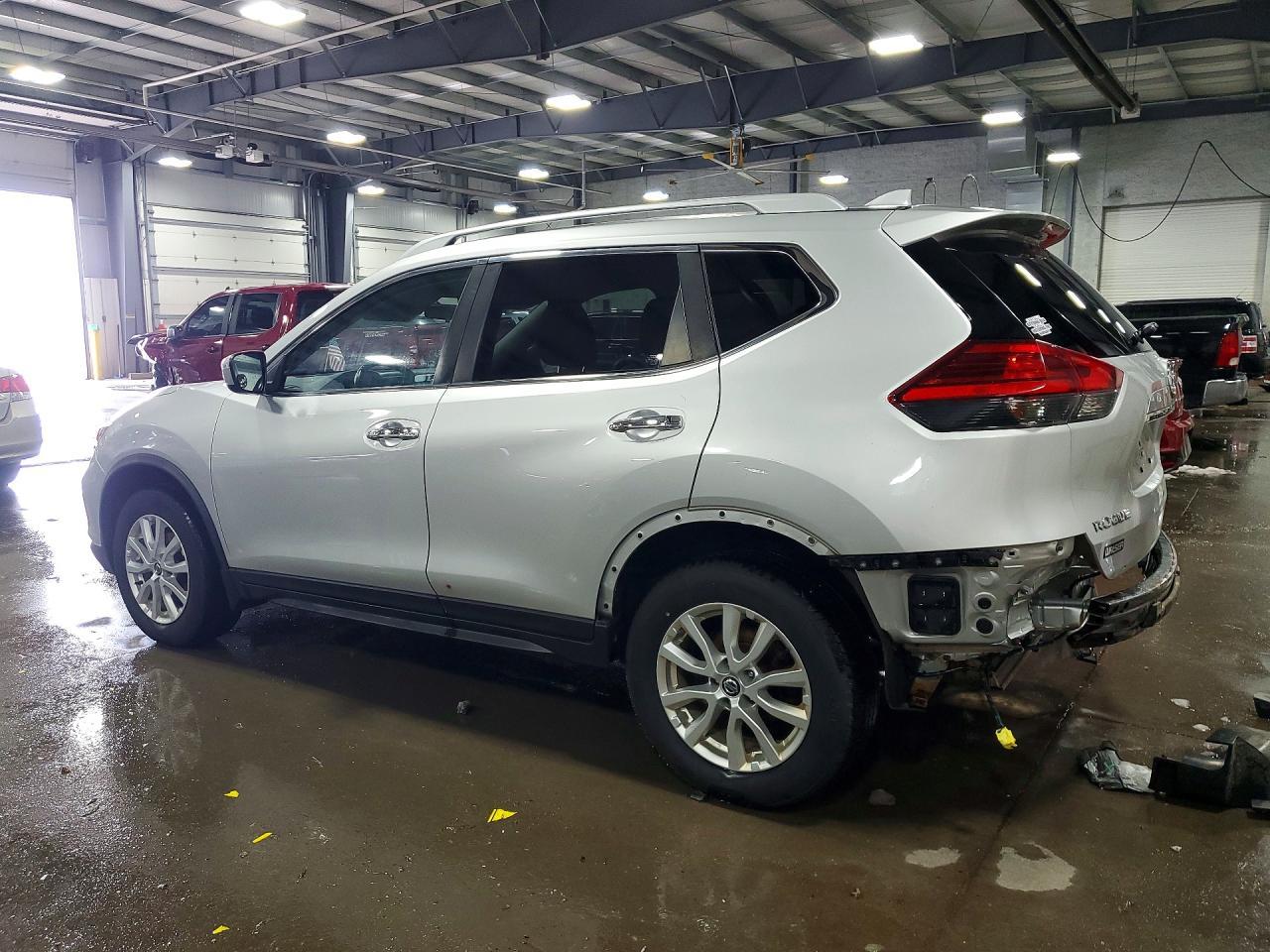 2017 NISSAN ROGUE