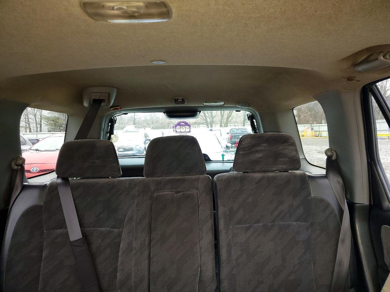 2004 HONDA CR-V