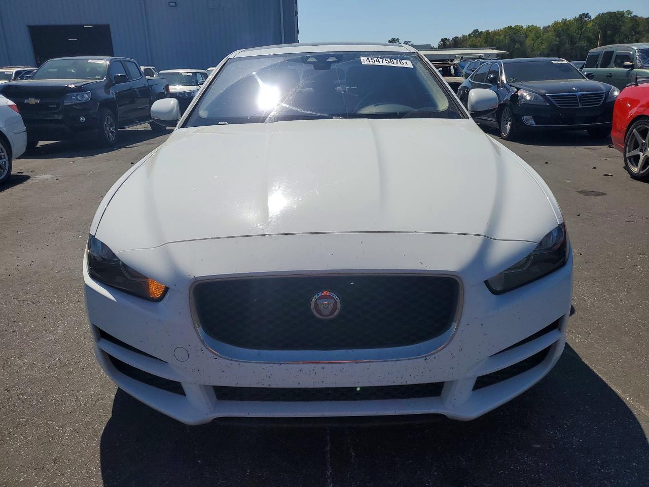 2018 JAGUAR XE
