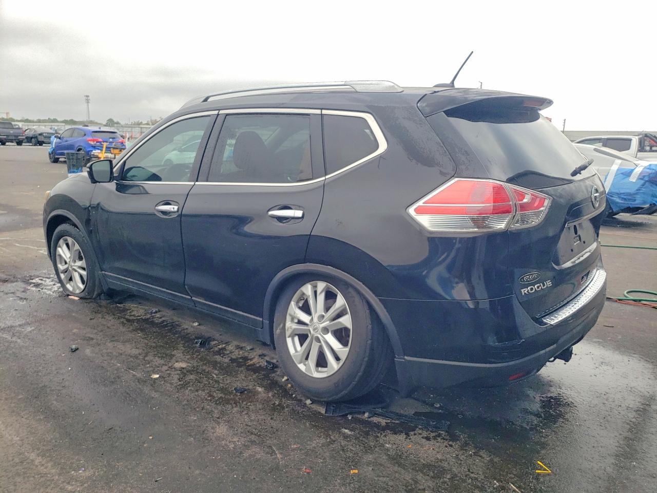 2015 NISSAN ROGUE