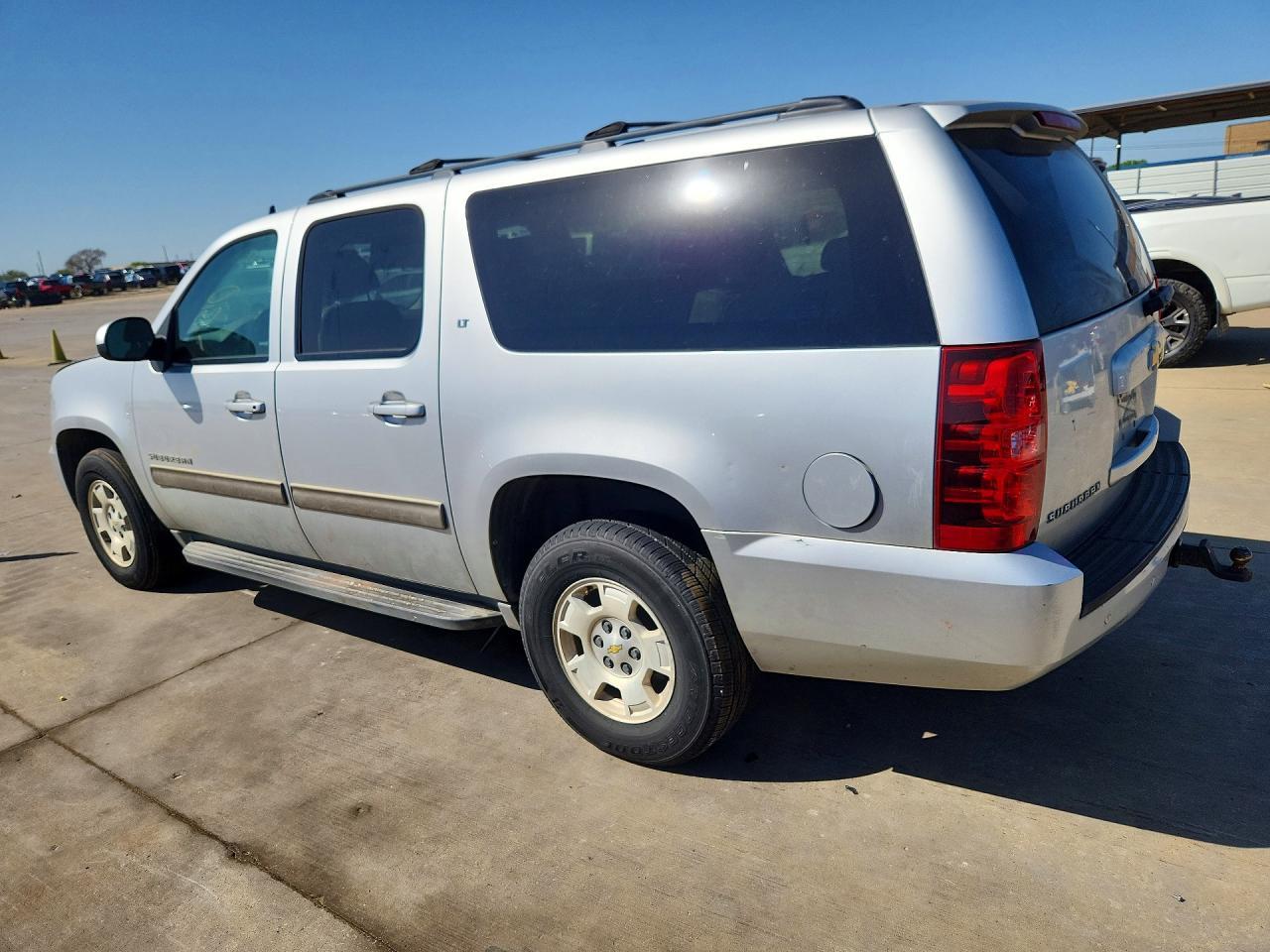 2014 CHEVROLET Suburban
