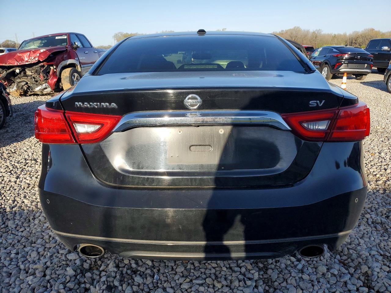 2017 NISSAN Maxima