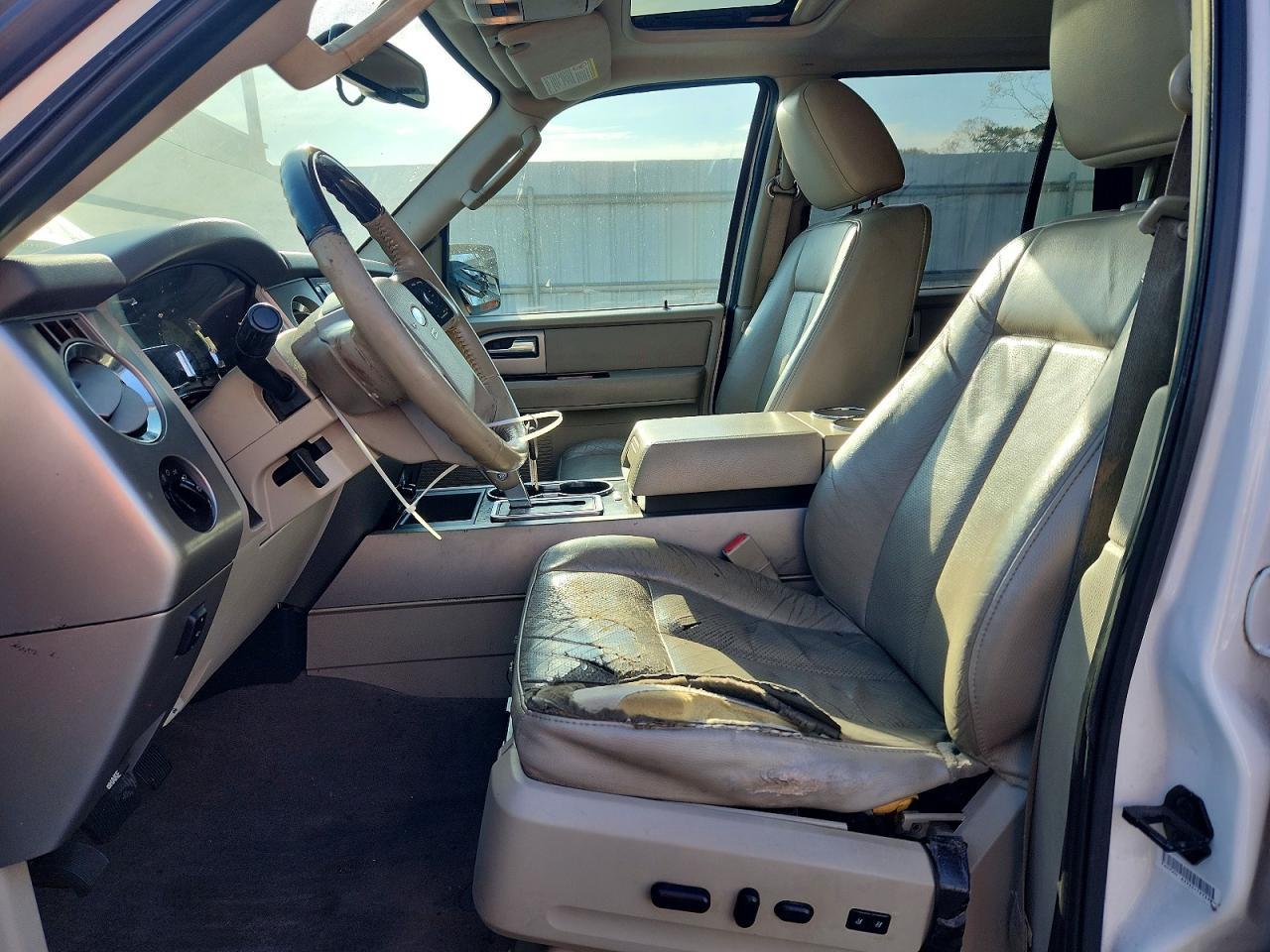2013 FORD Expedition