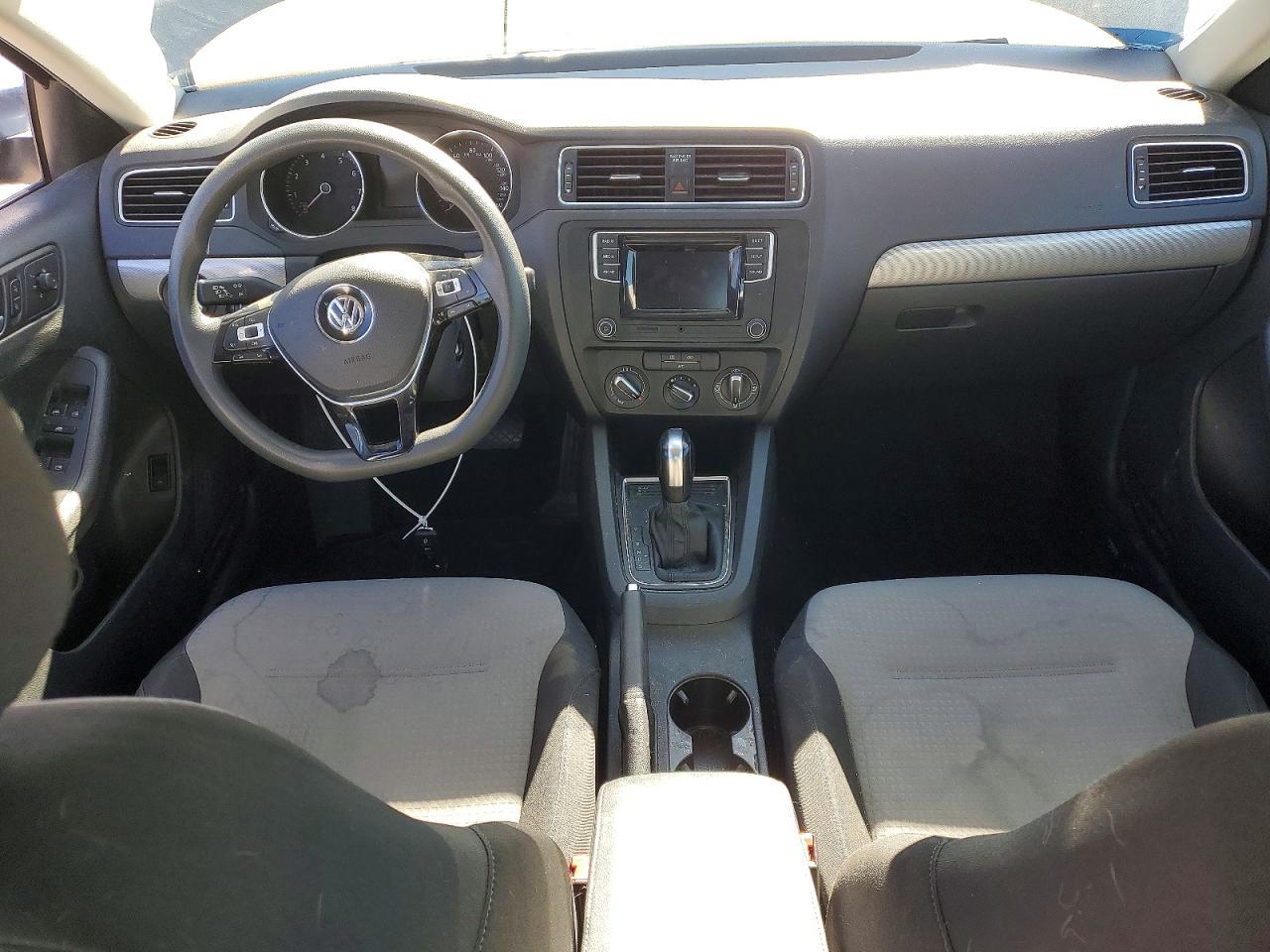 2017 VOLKSWAGEN JETTA