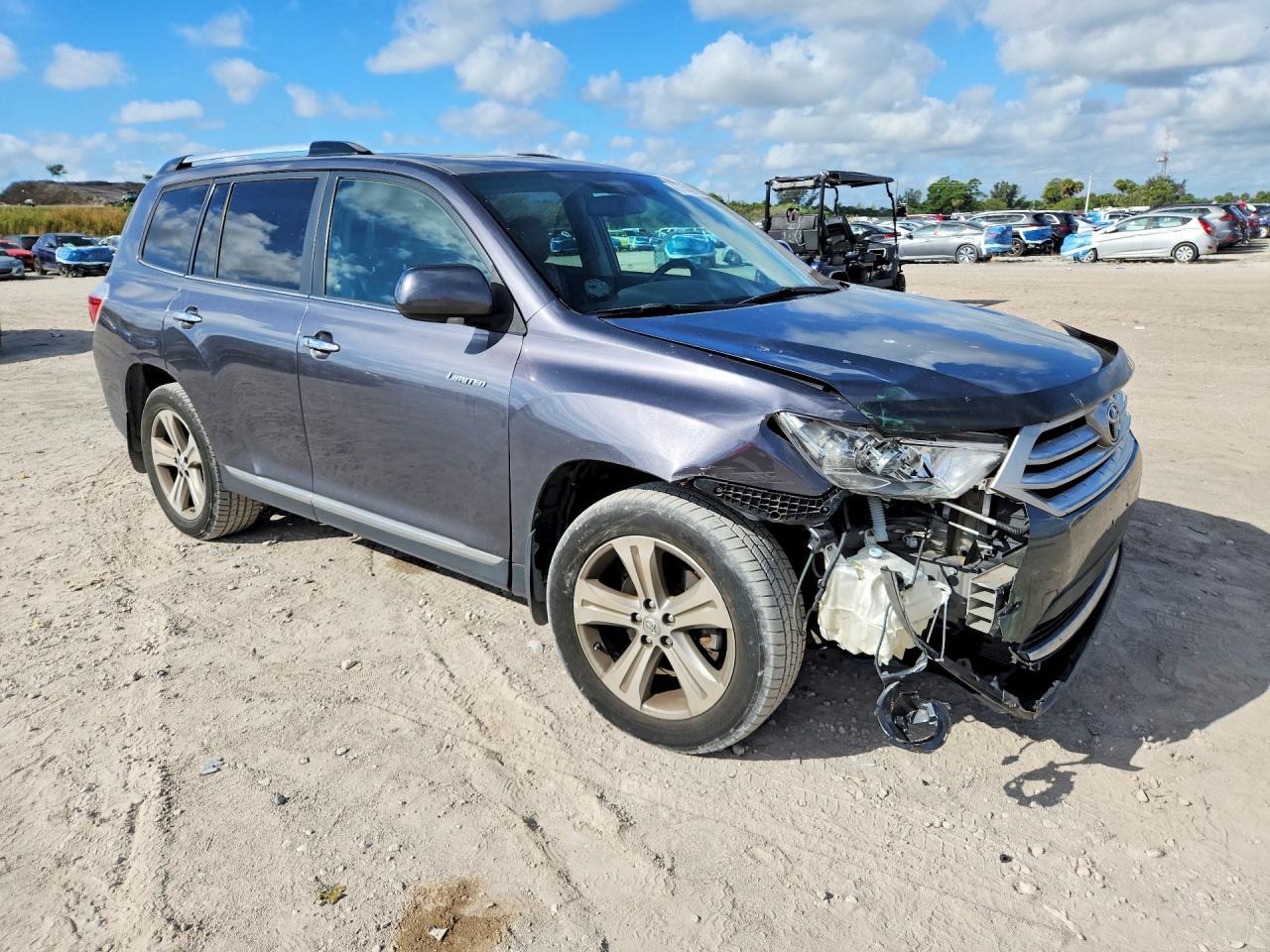 2012 TOYOTA HIGHLANDER