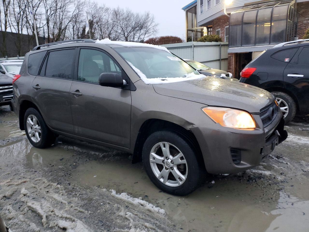 2011 TOYOTA RAV4
